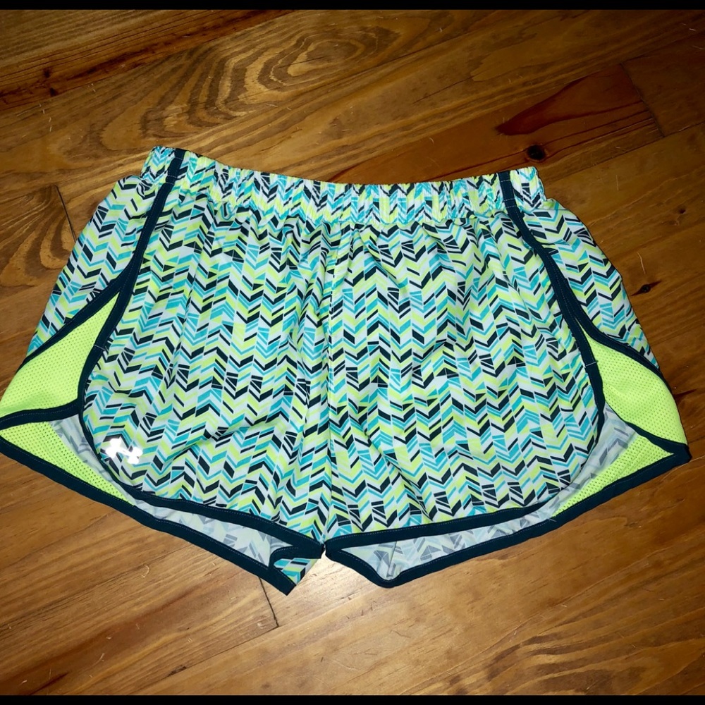 Under Armour heat gear running shorts